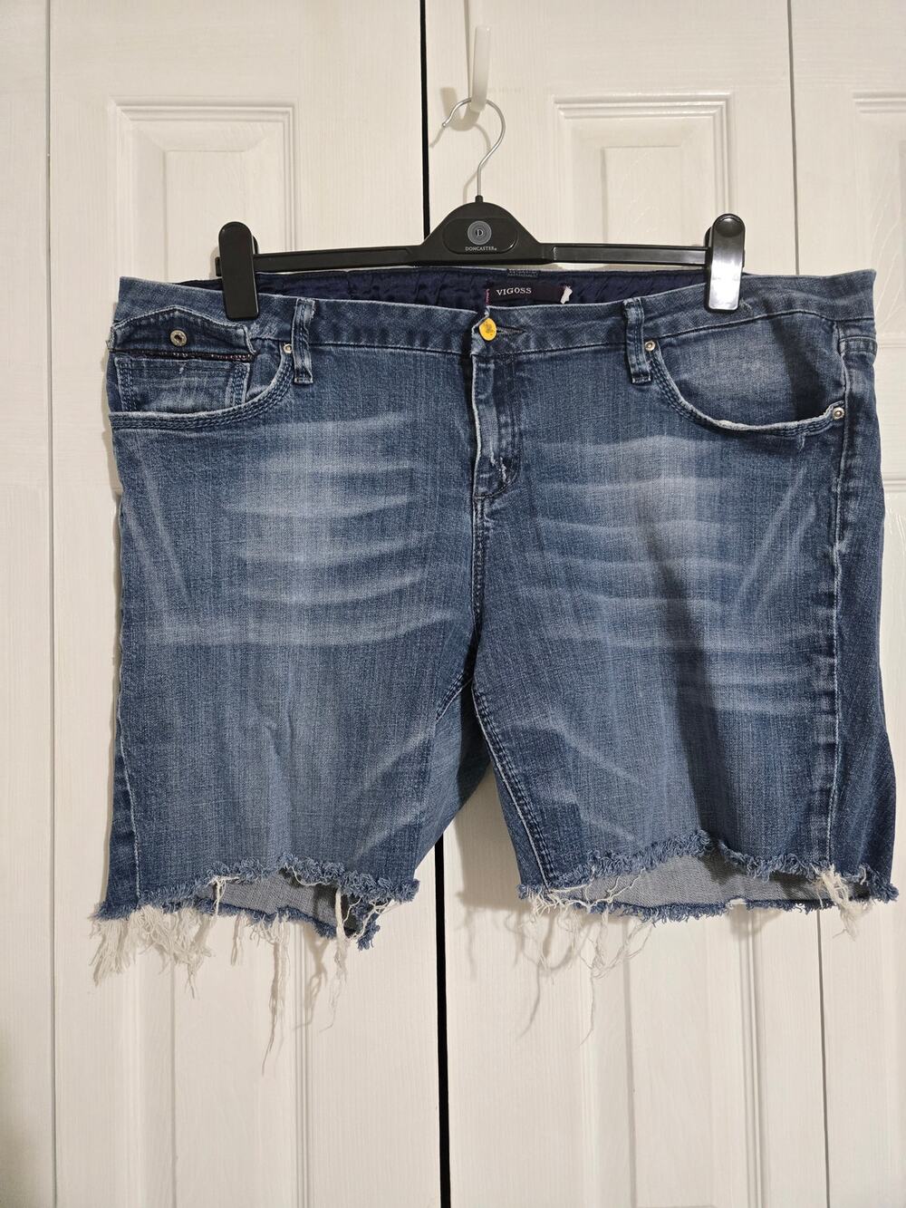 Vigoss size 24 women's plus size cut off shorts